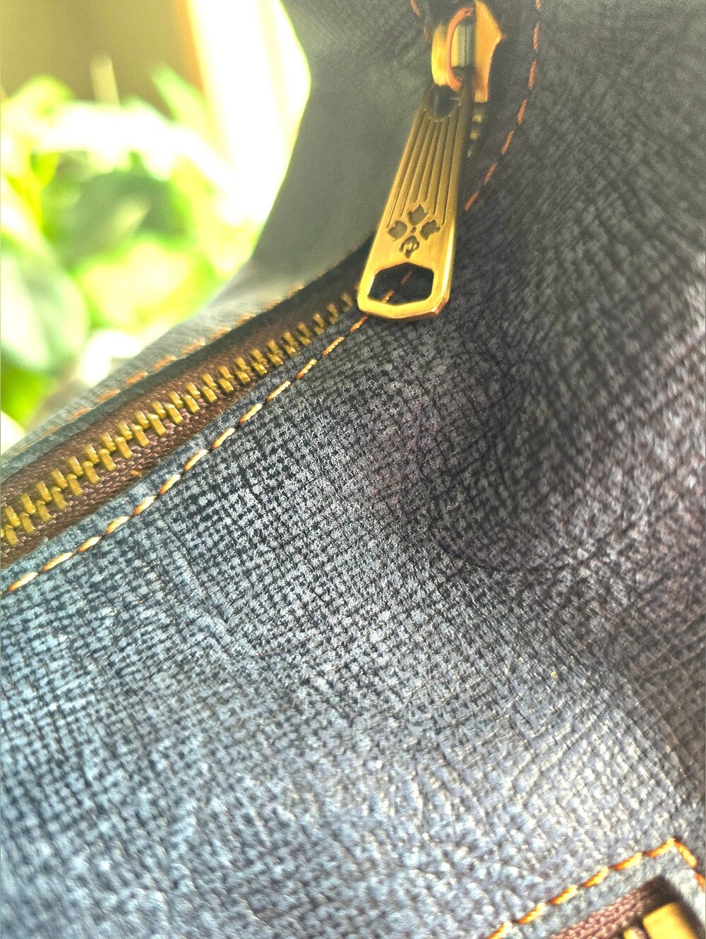 Patricia Nash Elia Hobo Bag - Picture 11 of 16